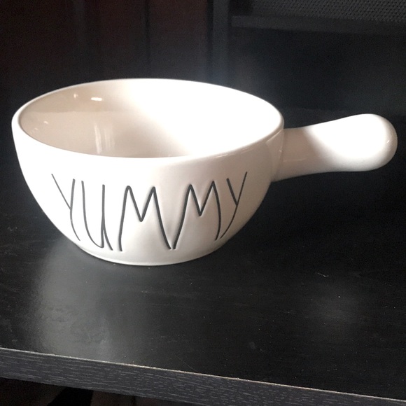 Rae Dunn YUMMY Handled Bowl NEW - Picture 1 of 1